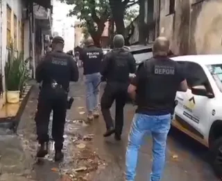 Mulher é presa após perseguir colega de faculdade em Salvador
