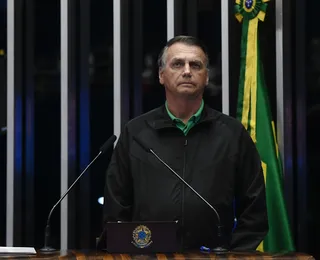 "Ditadura" x "grande dia": prisão domiciliar de Bolsonaro divide políticos