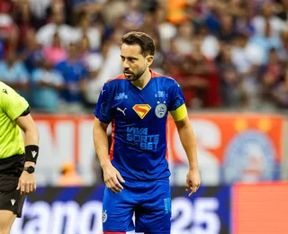Pela segunda vez no ano, Everton Ribeiro é expulso e preocupa o Bahia
