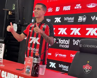 Regularizado, Aitor Cantalapiedra já pode estrear pelo Vitória; saiba