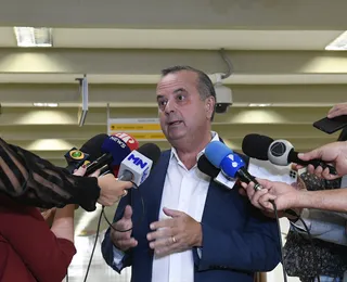 PL da Anistia: senador bate boca com jornalista em entrevista