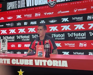Versátil e com "olhar pro gol", Cantalapiedra é apresentado no Vitória