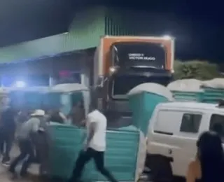 Vídeo: Caminhão de dupla sertaneja invade festa e fere 14 pessoas