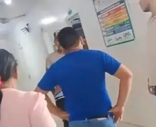 Homem procura UPA para retirar cenoura presa no ânus