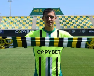Vitória acerta contratação de atacante espanhol; saiba quem é
