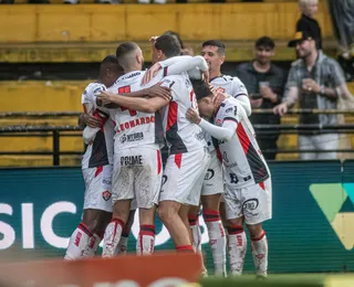 Vitória busca fim de jejum fora de casa no Brasileirão