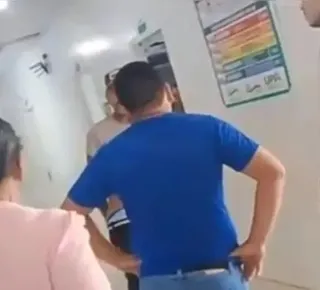 Homem procura UPA para retirar cenoura presa no ânus - Imagem