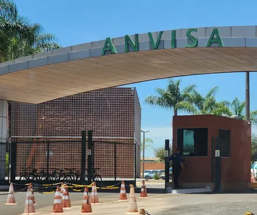 Anvisa proíbe creme corporal, molho de pimenta e alimentos infantis - Imagem