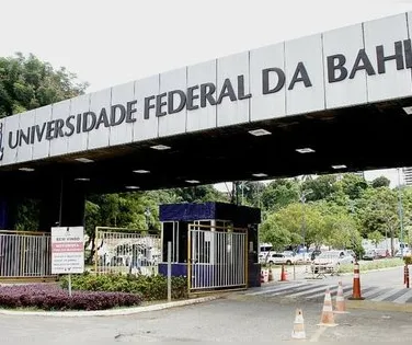 Pesquisa sugere voto paritário na academia - Imagem