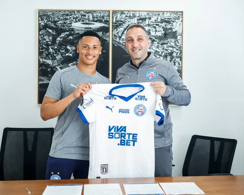 Bahia anuncia renovação do atacante Tiago, promessa da base - Imagem