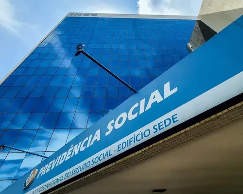 PF volta à ação: 'Sem Desconto' ataca nova rede de fraudes no INSS - Imagem