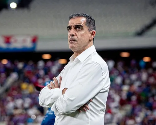 Rival do Vitória, Paiva repete no Fortaleza marca negativa do Bahia - Imagem