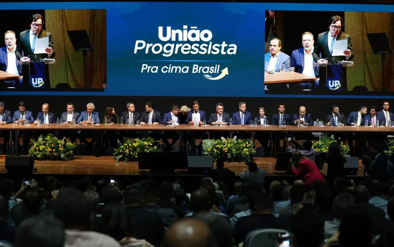 TSE julga federação entre União Brasil e PP na próxima semana - Imagem