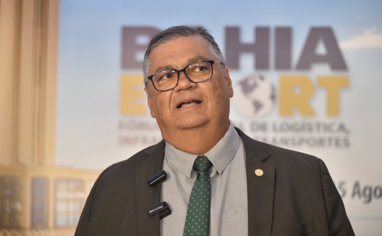 STF torna ré enfermeira que ofendeu ministro Flávio Dino durante voo