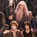 Frodo e Gandalf estão de volta: novo filme de O Senhor dos Anéis chega em 2027 imagem