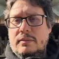 Cineasta brasileiro morre em acidente de avião imagem