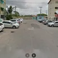 Corpo de homem é deixado em via pública após ser executado em casa imagem