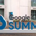 Google anuncia treinamento gratuito em IA para 200 mil pessoas imagem