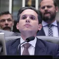 Hugo Motta gastou R$ 232 mil em voos fretados com verba pública imagem