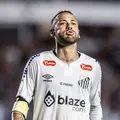 Brasileirão: Neymar sofre nova lesão e vira desfalque em fase decisiva imagem