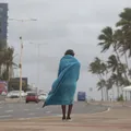 Frente fria chega à Bahia com ventos de até 70 km/h, raios e chuva forte imagem