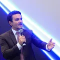 Saída de ministro do União Brasil gera disputa entre partidos imagem