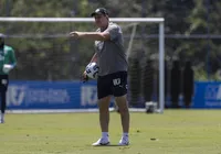 Bahia x Cruzeiro: Ceni sofre com 7 desfalques, mas ganha reforços imagem