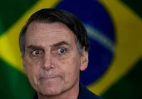 Bolsonaro é diagnosticado com câncer de pele