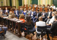 Câmara de Salvador vota pacote bilionário e acordo de professores hoje imagem