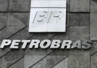 Trabalhadores protestam contra privatização da Petrobras Biocombustível