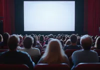 Nova lei: atrasos no cinema podem ter multa de até R$ 5 mil imagem