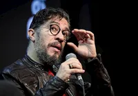 Jean Wyllys lidera debate sobre fake news no Café Literário da Bienal do Livro Bahia 2026 imagem