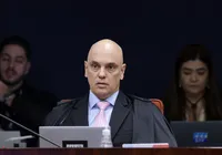 Moraes aponta Bolsonaro como líder de trama golpista em julgamento imagem