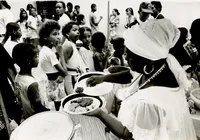 Por que setembro tem cheiro de caruru na Bahia? Conheça a história por trás da tradição imagem