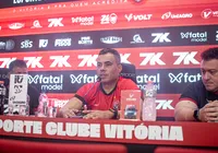 Jair Ventura impõe alerta para próximo jogo do Vitória: “Pés no chão" imagem
