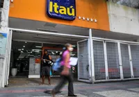 Itaú fecha agência em Salvador e transfere milhares de clientes