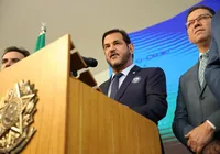 União Brasil dá ultimato para filiados deixarem cargos no governo Lula