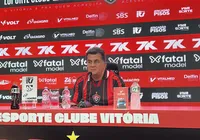 Vitória acerta contratação de mais um atacante, revela Fábio Mota