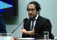 'Vivo para vê-lo no banco dos réus', diz Jean Wyllys sobre Bolsonaro imagem