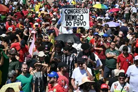 Povo brasileiro vence e sepulta PEC da Blindagem - Imagem