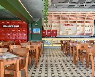 Bar na Pituba é acusado de discriminação após clientes esperarem 3 horas por mesa