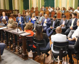 Câmara de Salvador vota pacote bilionário e acordo de professores hoje