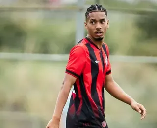 Conhecido como Ronaldinho Japonês, promessa do Vitória volta a jogar
