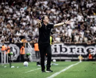 Ex-Vitória, Léo Condé diz que é difícil jogar contra o Bahia