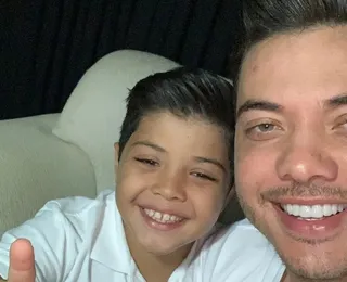 Corte de cabelo mostrou sintoma de doença rara do filho de Safadão