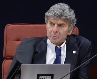 Fux desafia maioria e se recusa a fixar pena a Bolsonaro e outros réus