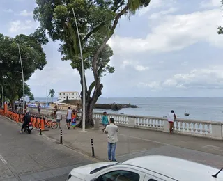Jovem de 18 anos é baleado na Barra durante ação criminosa