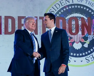 Quem é Charlie Kirk, aliado de Trump e que foi baleado nos EUA