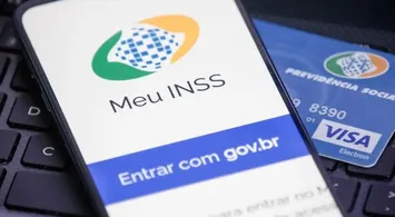 Presentão: INSS inicia pagamento para quem recebe acima de um salário mínimo - Imagem