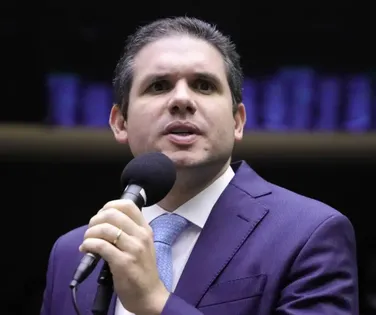 Hugo Motta reage após expulsão de deputado da Câmara; veja - Imagem